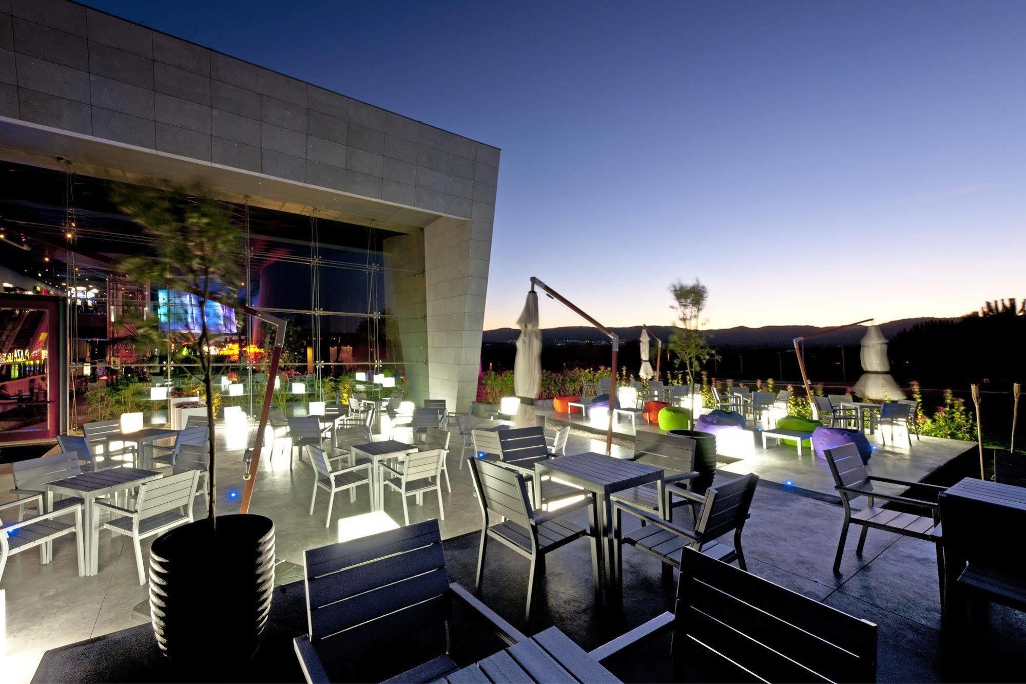 Hotel Casino ชาเวส ภายนอก รูปภาพ